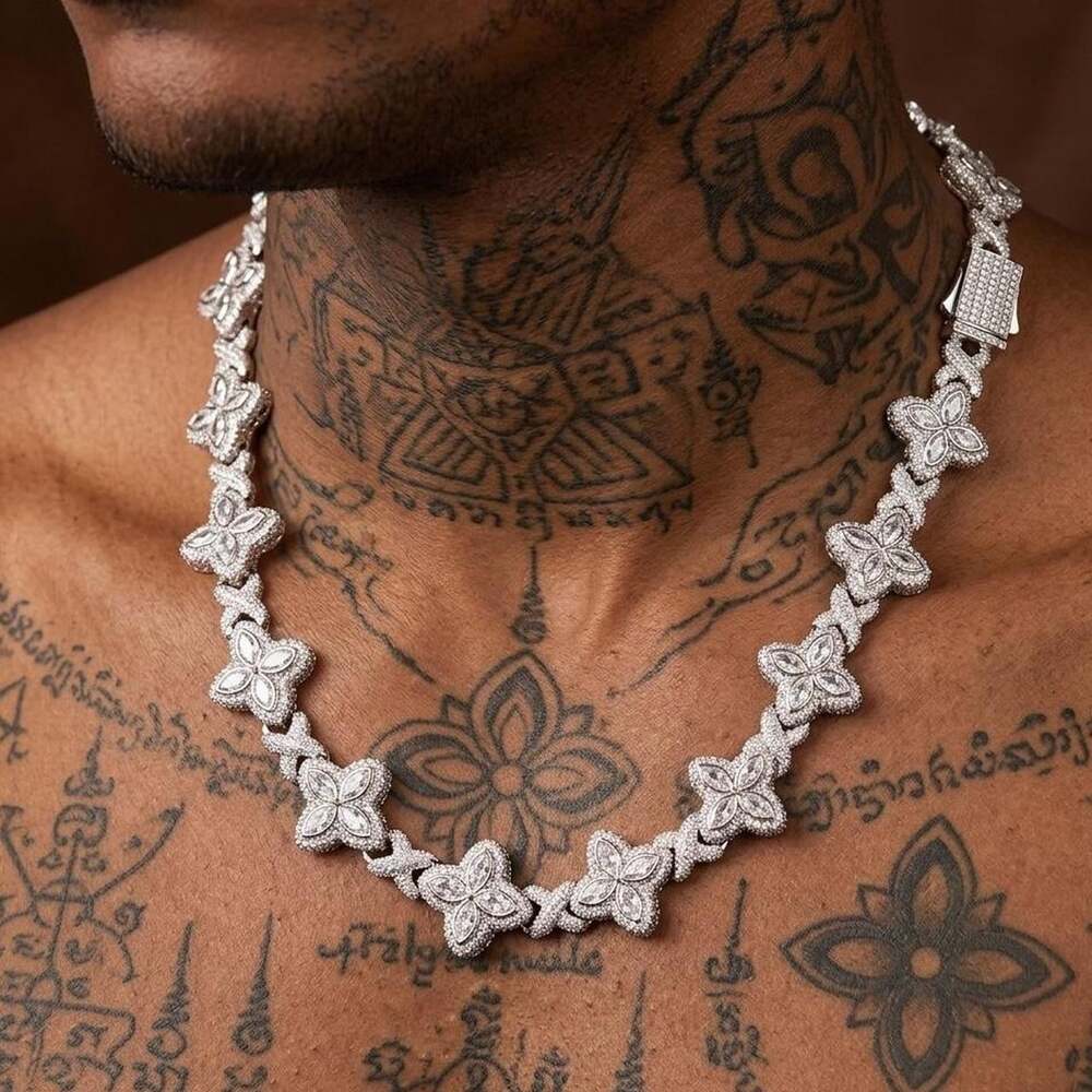 Silver Clover Chain 20 Inch Necklace 6881